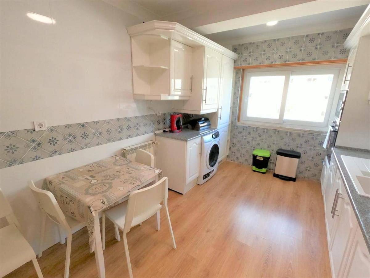 Carnaxide Modern T1 Apartment W Balcony In Carnaxide Oeiras Lisbon Εξωτερικό φωτογραφία